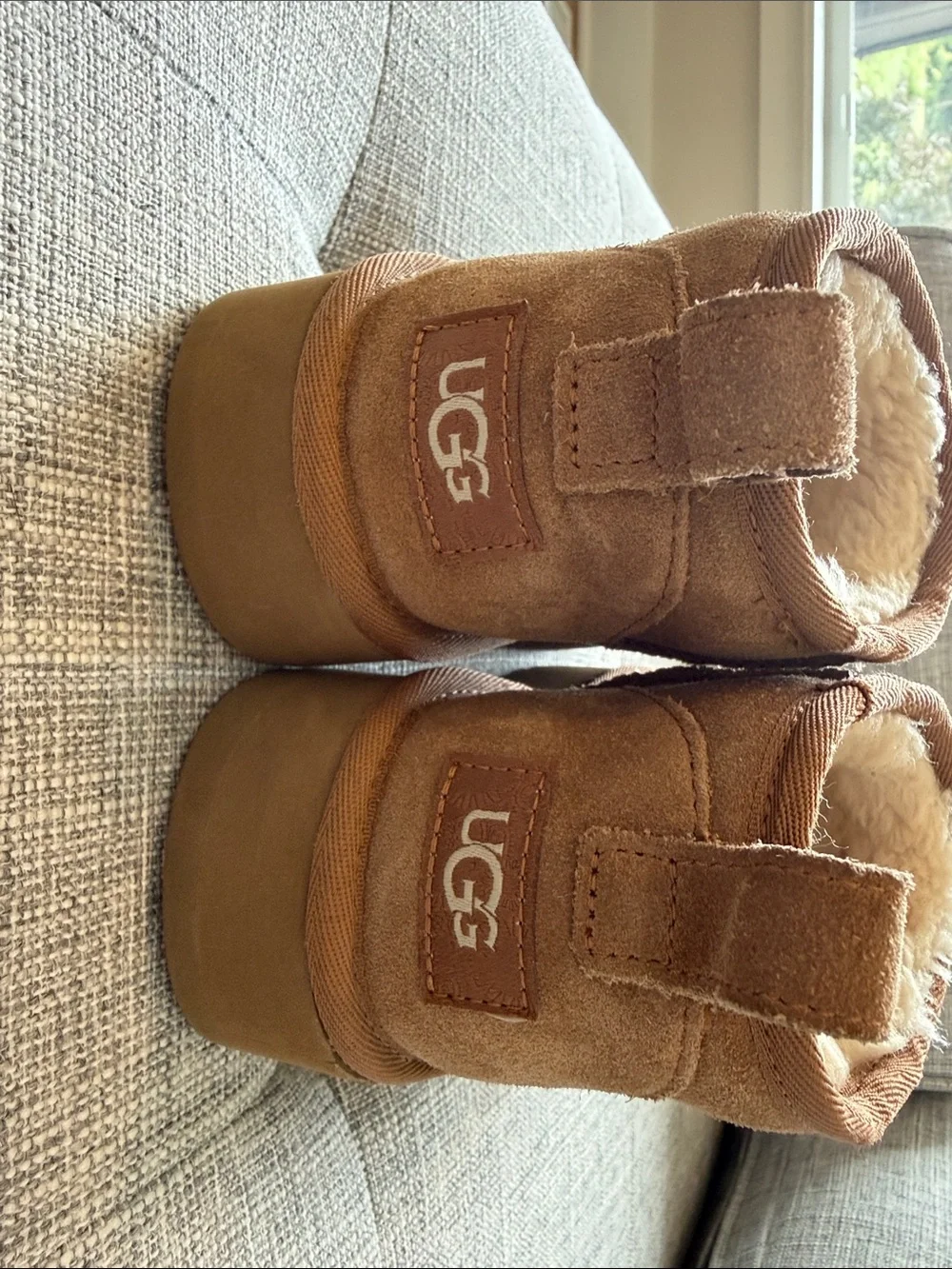 UGG *these look